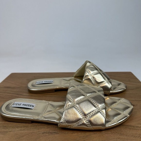 New NWOB Womens Steve Madden Perrie Quilted Slide Sandal Sandals Size 10 M - Picture 3 of 7